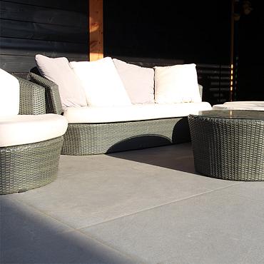 Verano 20MM Black tegel 120x120x2 cm.